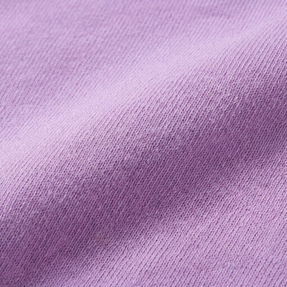 Nahaufnahme helllila feiner Strickstoff mit glatter, gleichmäßiger Textur