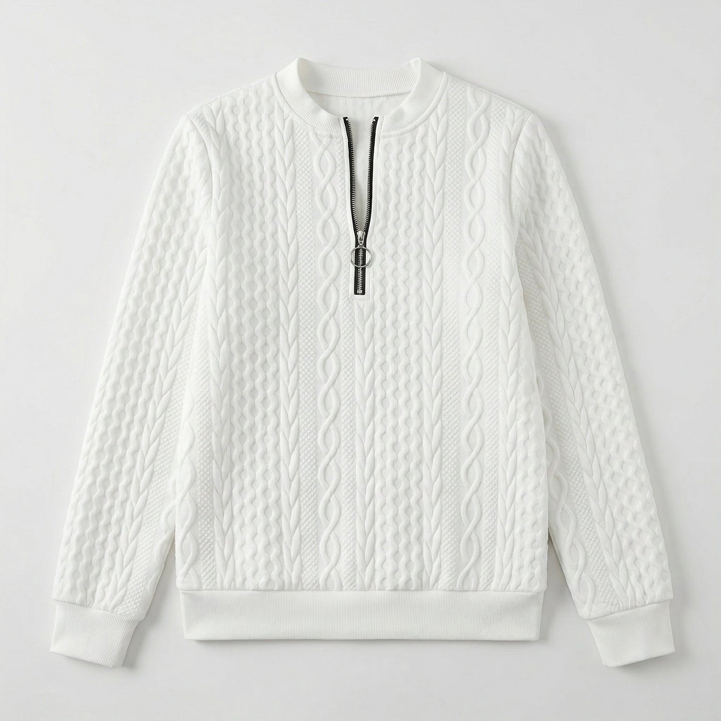 Weißes Damenpullover Sweatshirt mit Zopfmuster und kurzem Reißverschluss vorne, flach liegend