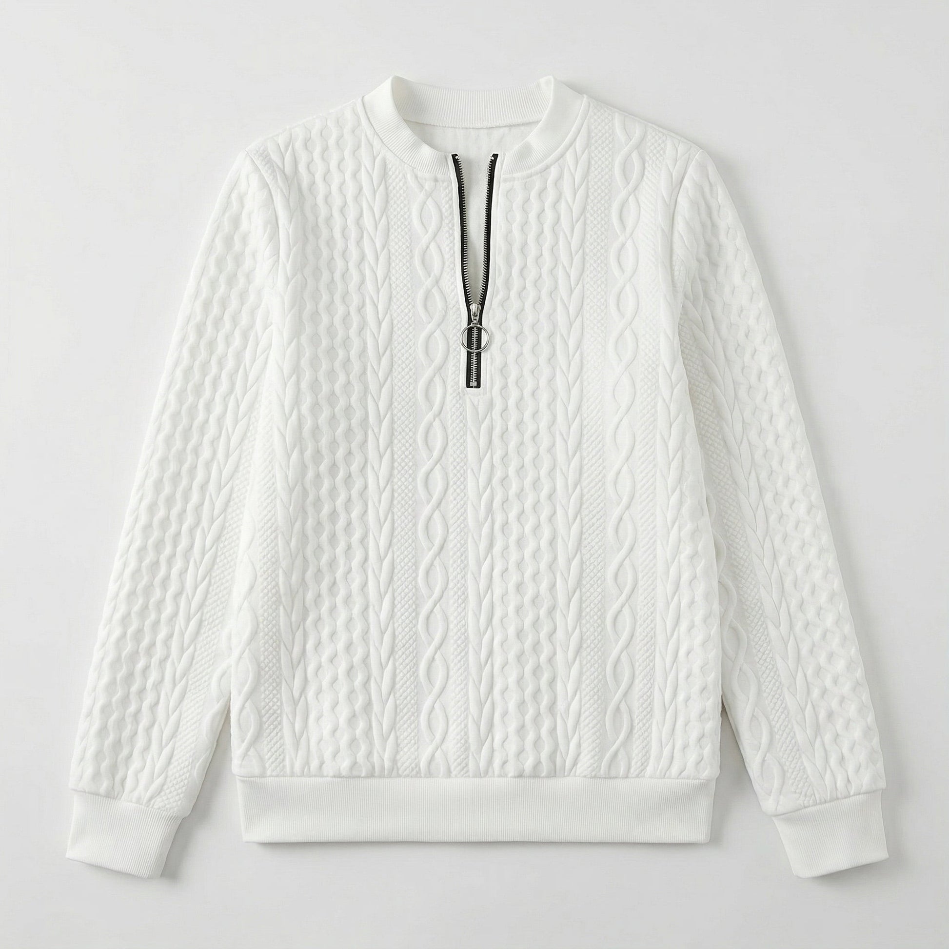 Weißes Damenpullover Sweatshirt mit Zopfmuster und kurzem Reißverschluss vorne, flach liegend