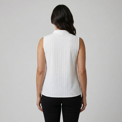Weißes ärmelloses Damen-T-Shirt mit hohem Kragen und feinem Rippmuster, Rückansicht