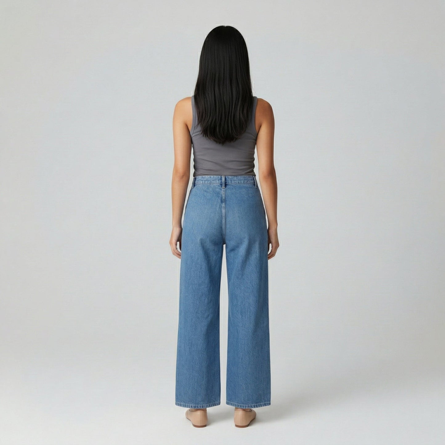 Hellblaue Damen-Jeans mit weitem Bein und hoher Taille, Rückansicht