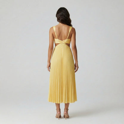 Hellgelbes plissiertes Midi-Kleid mit breiten Trägern und freiem Rückenausschnitt, Rückansicht